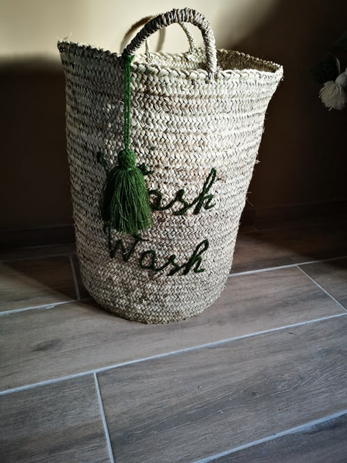 panier a linge XL 60 cm de haut broderie laine WASH WASH