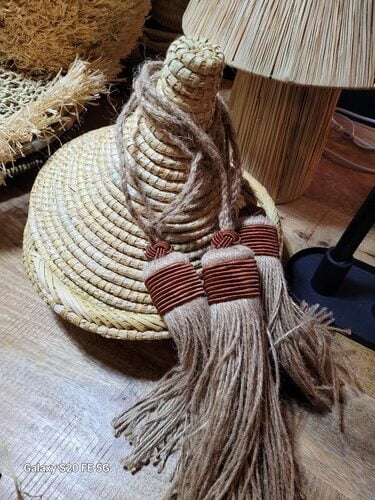 Pompons de passementerie ficelle de chanvre marron